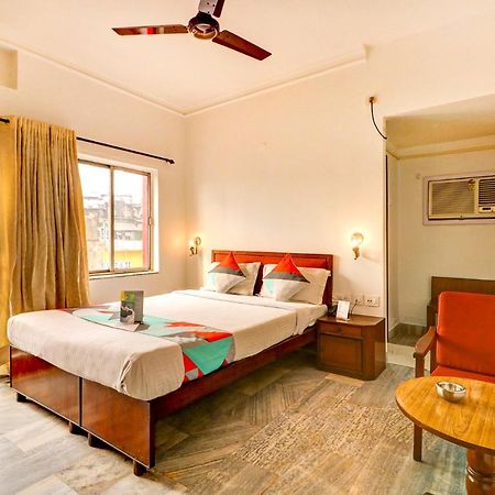 Camac Plaza Hotel Calcutta Eksteriør billede