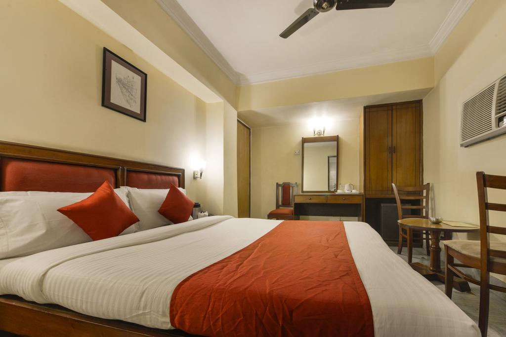 Camac Plaza Hotel Calcutta Eksteriør billede