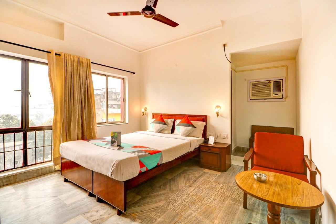 Camac Plaza Hotel Calcutta Eksteriør billede