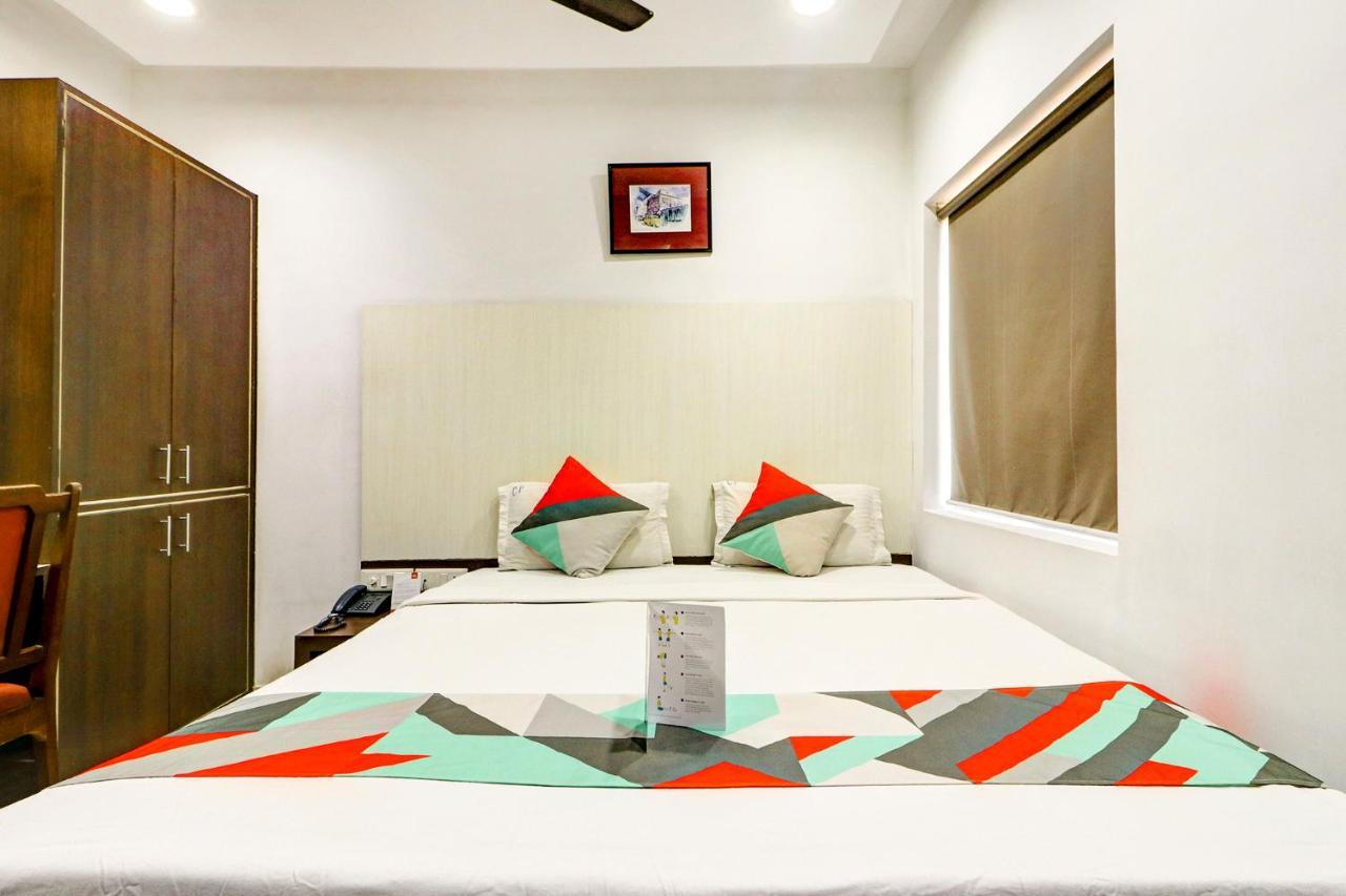 Camac Plaza Hotel Calcutta Eksteriør billede