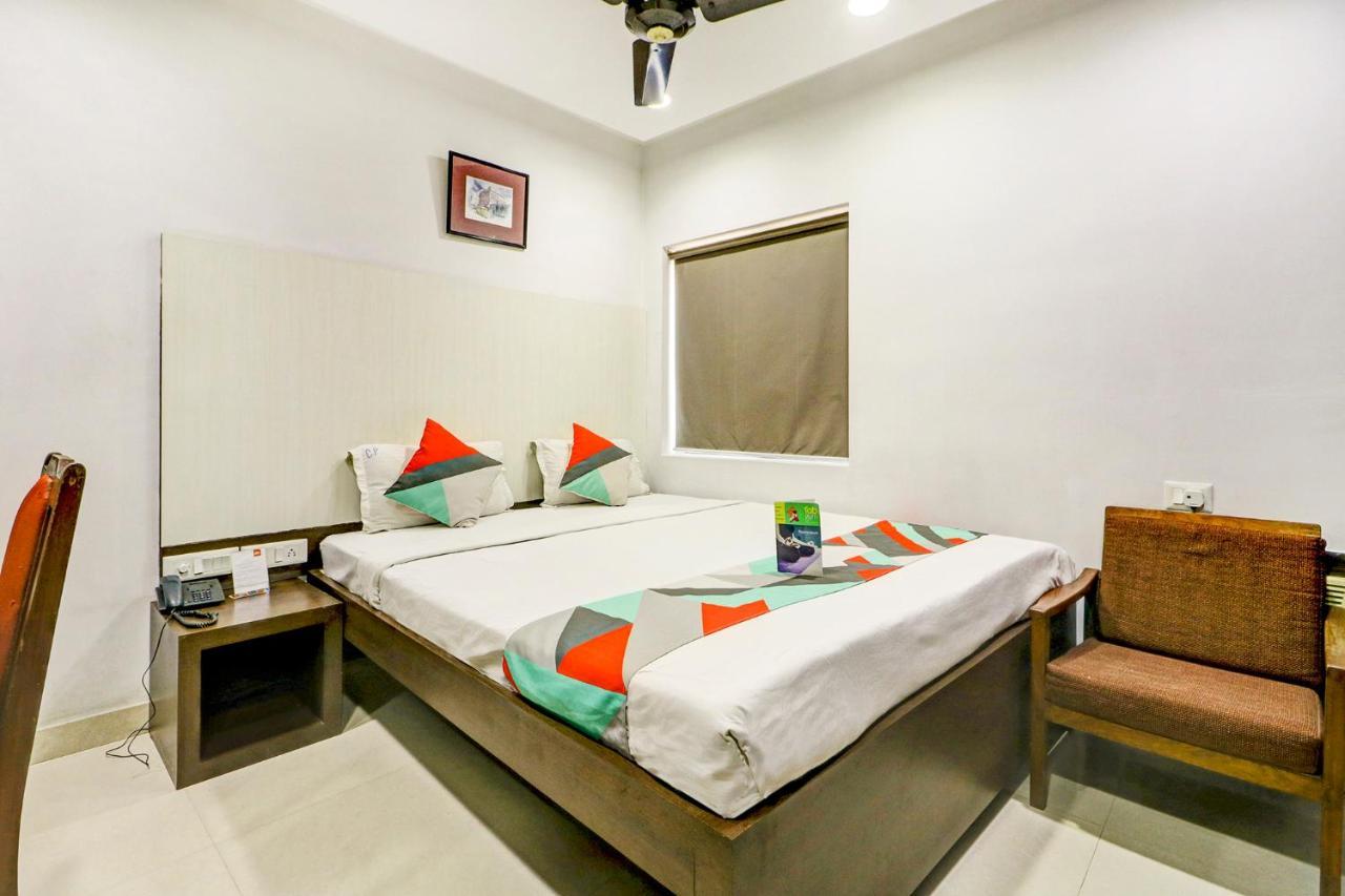 Camac Plaza Hotel Calcutta Eksteriør billede